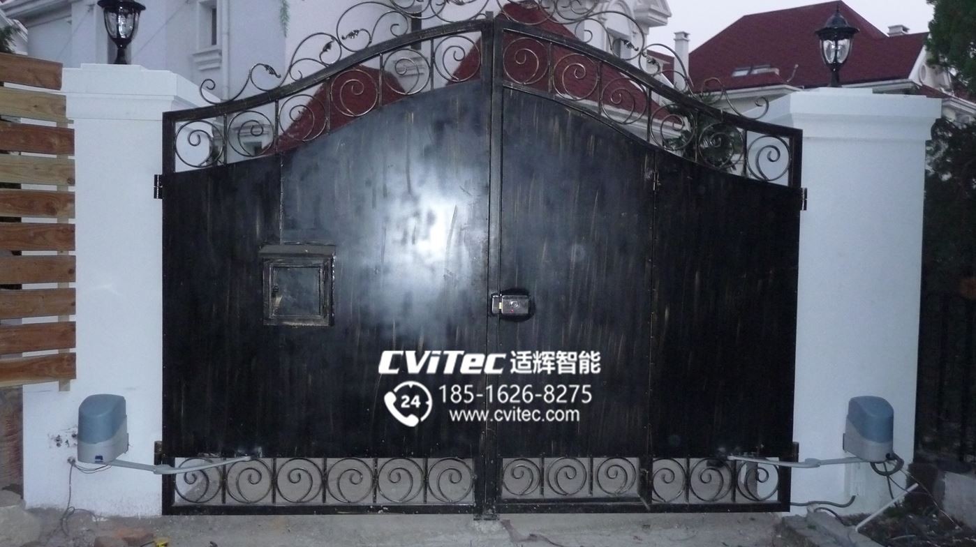 上海虹桥明苑别墅大门采用意大利耐氏曲臂电机POP