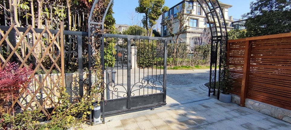 意大利耐氏平移门机SLH400应用于上海白金瀚宫别墅