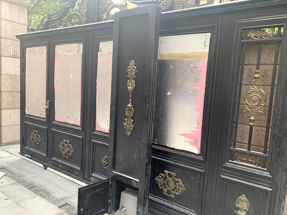 福州金辉淮安半岛别墅一期采用意大利耐氏平移门机ROX600